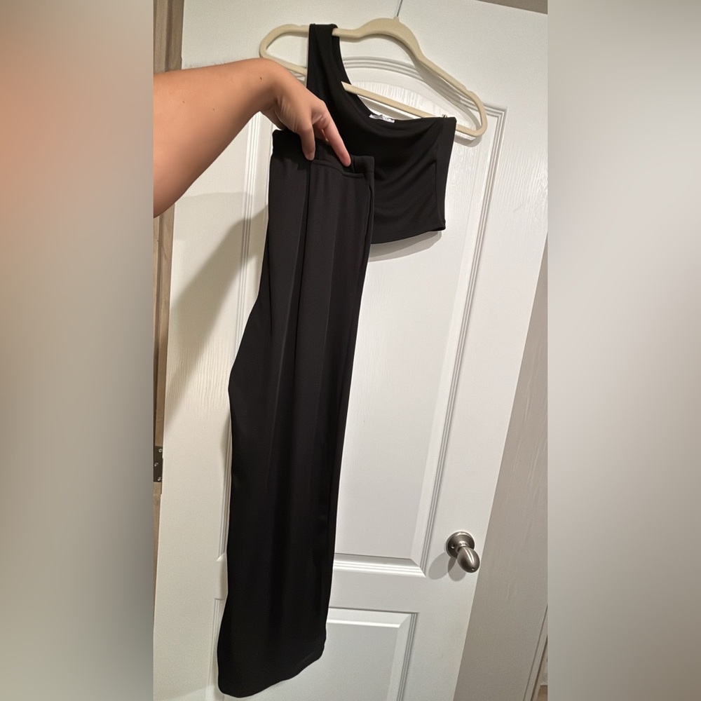 Black One-Shoulder Top/Pant Set